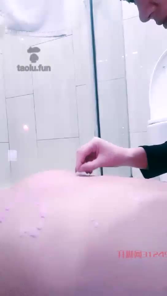 阳光夫妻 这狗东西天天馋圣水 