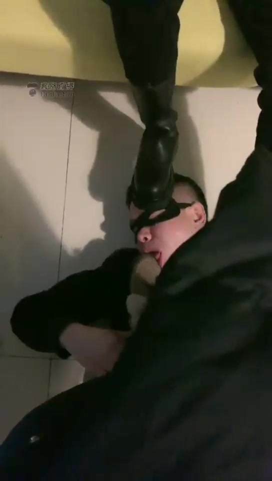 文文文文 双素人 鞋底清洁开始 