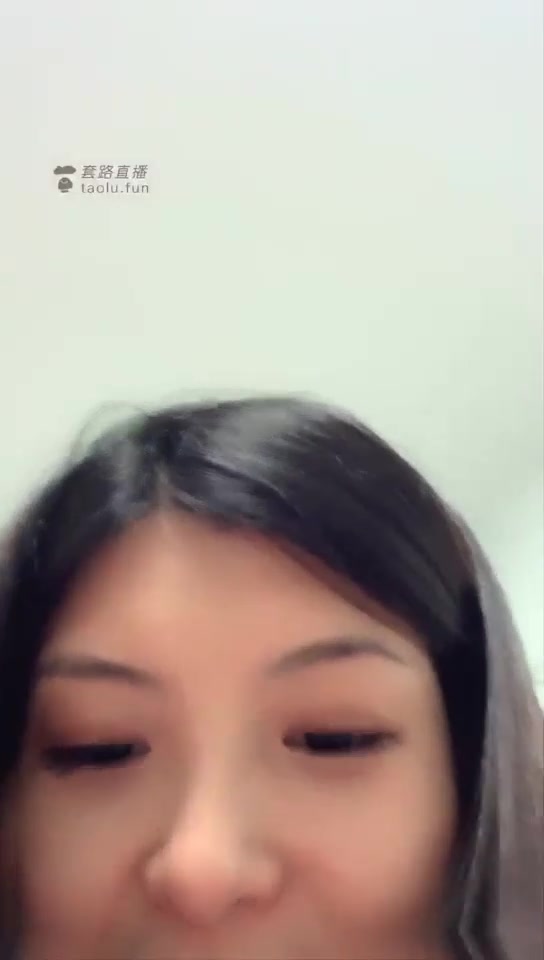 仙姿大大 钻胯 舔脚 黑丝
