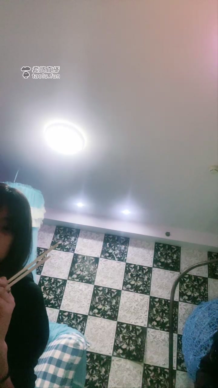 安蔓 超清版 一天开发一个小素人