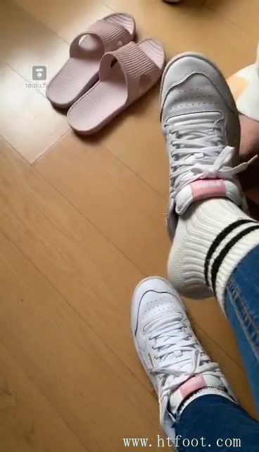 懒萌殿下 七双鞋底还债无出血