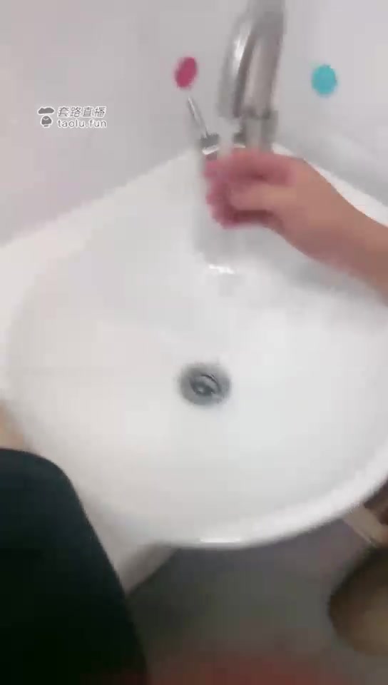 黎言大大 舔脚 口水 喂食