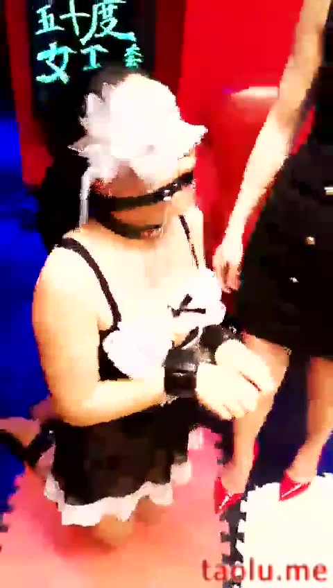 SMquenwuhan 主人的小母狗来了