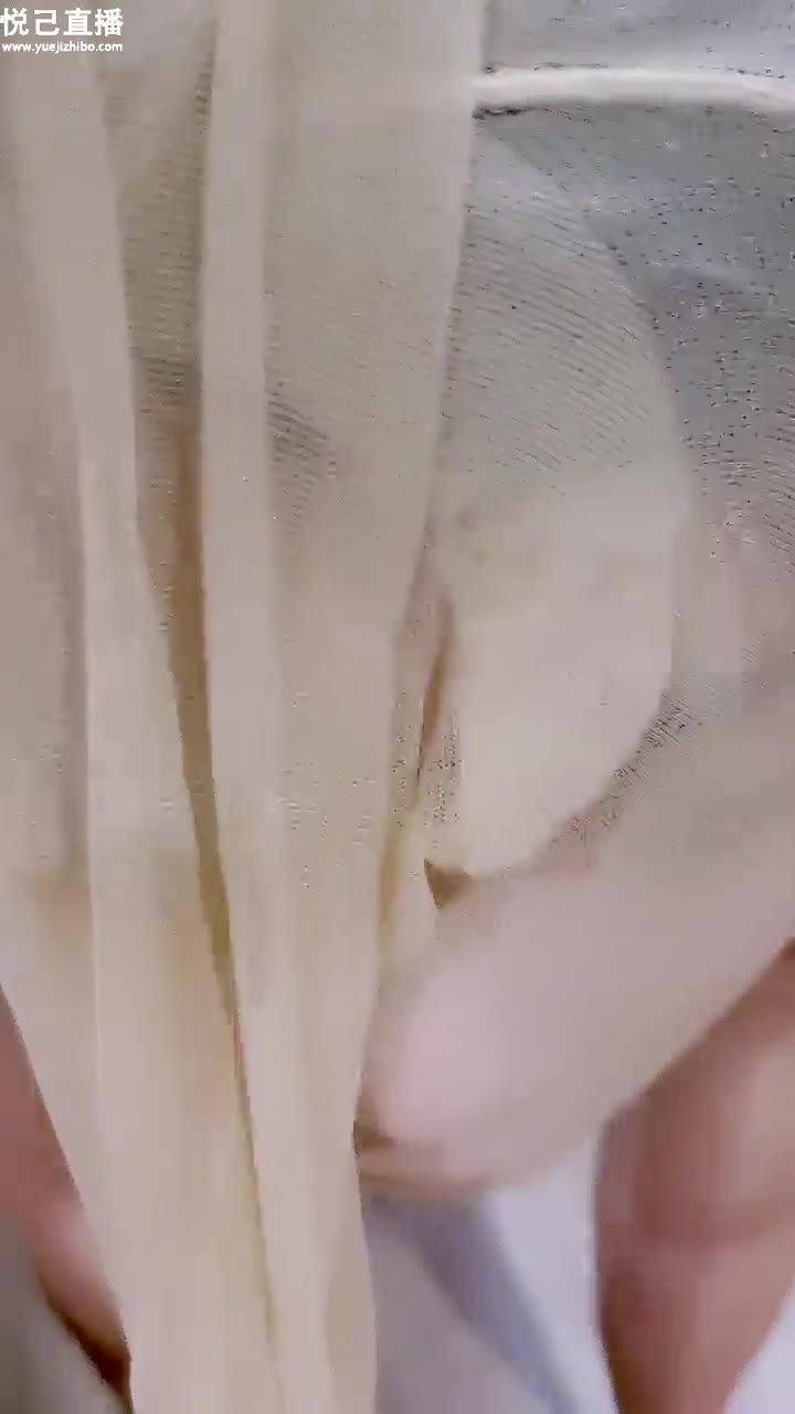 小燕姐 调教舔脚狗