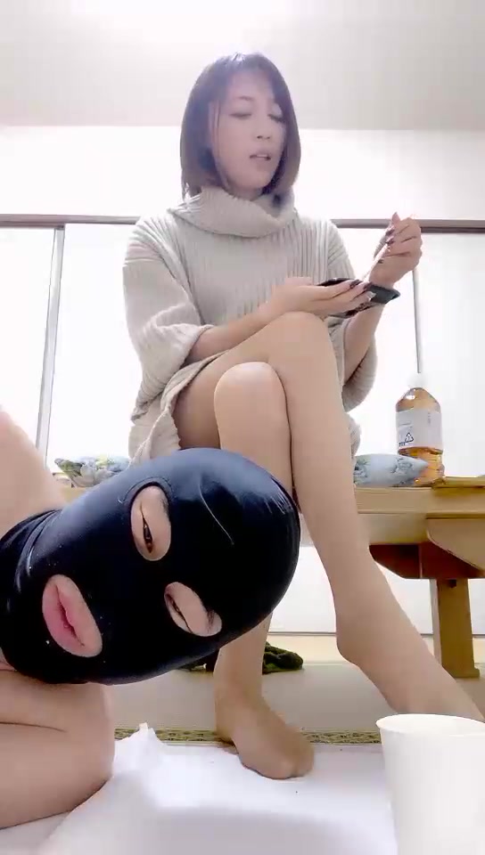宇佐木 日本主播 日语互动羞辱脚垫