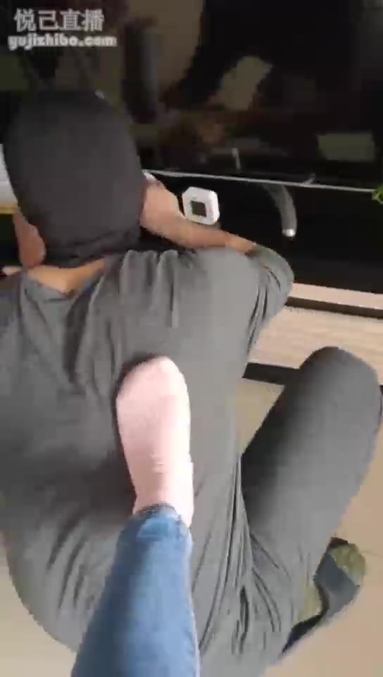 灵魂使者 家务奴训斥