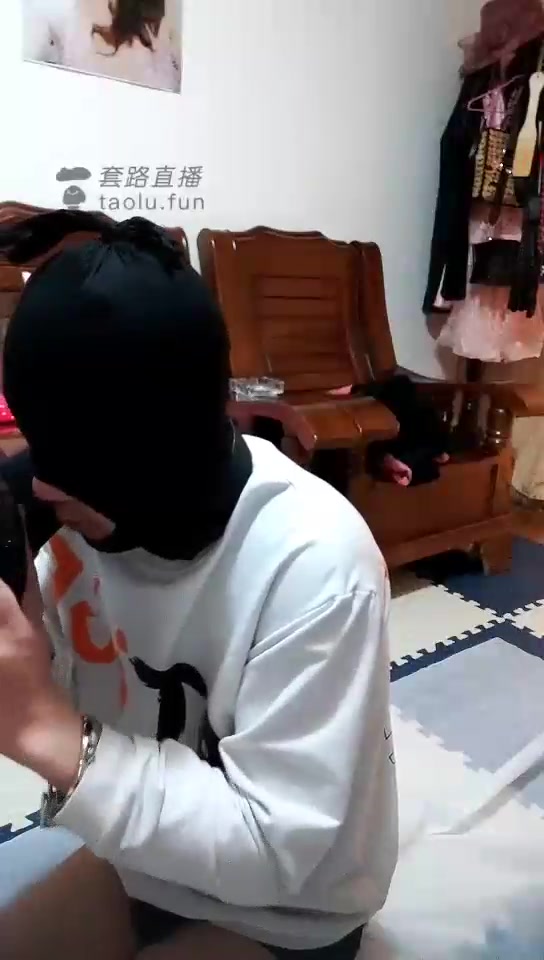 天津捌爷 黑丝恋足骑马