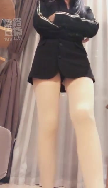 苏墨墨 跪舔女领导高跟肉丝 羞辱