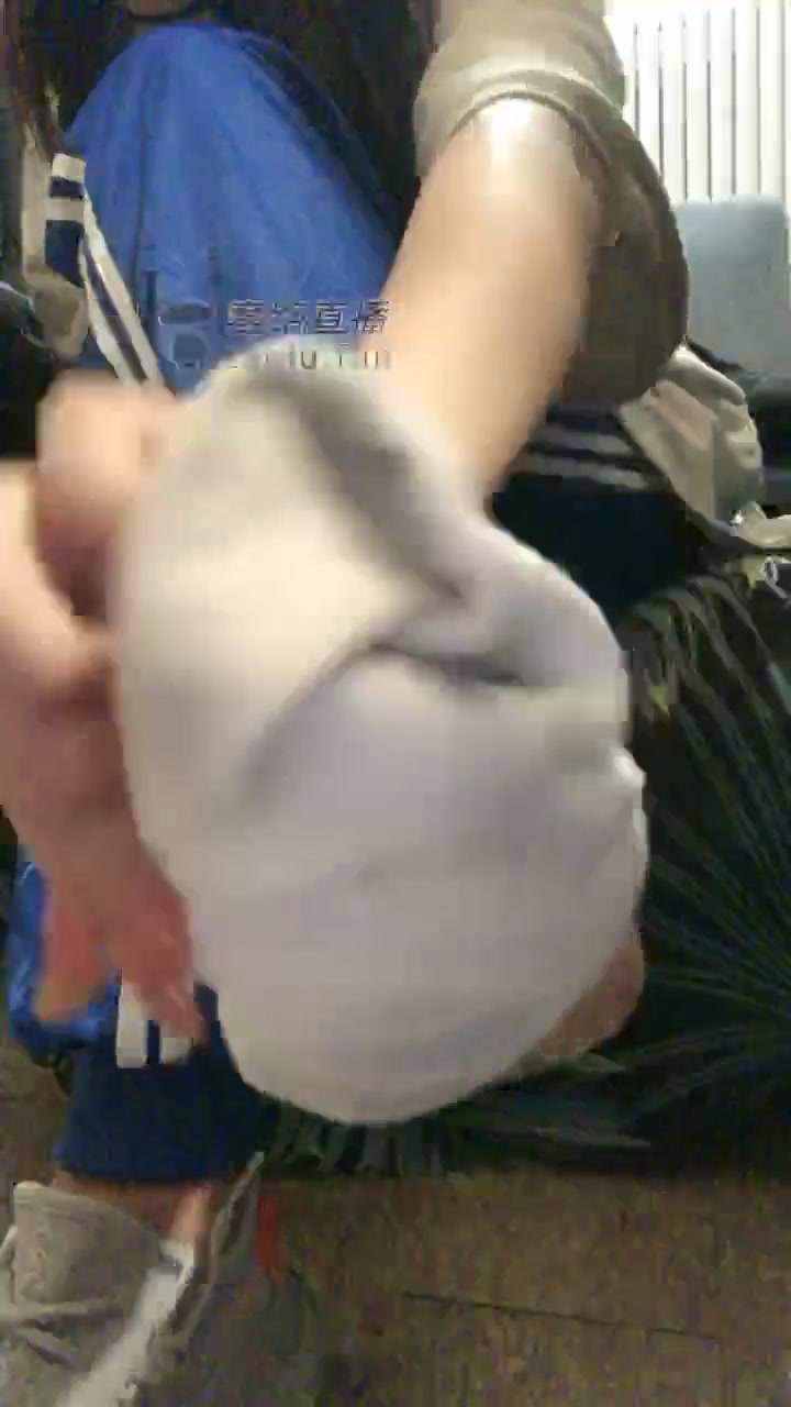 清清Sama 脏鞋底 脏棉袜 榨精