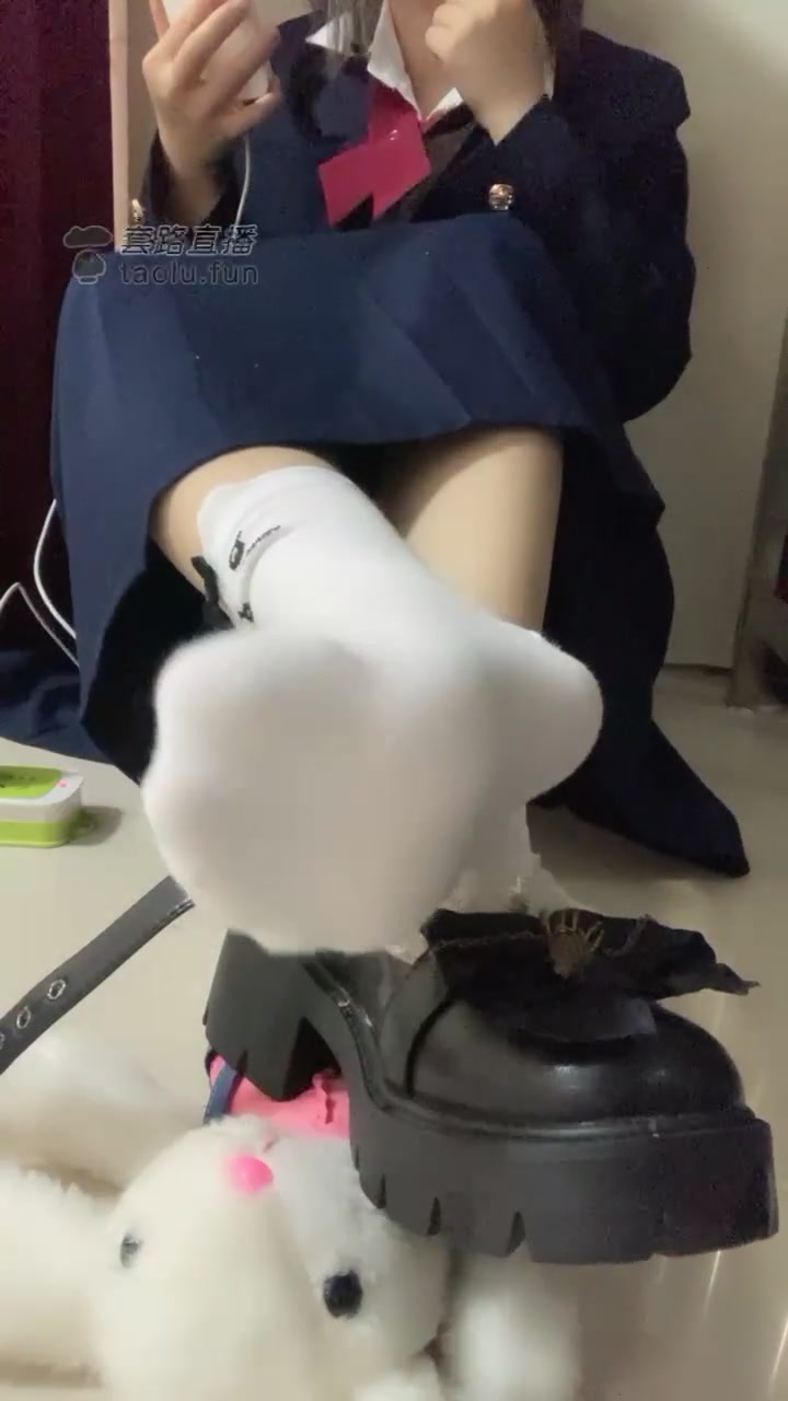 小痴大人 白棉袜榨精