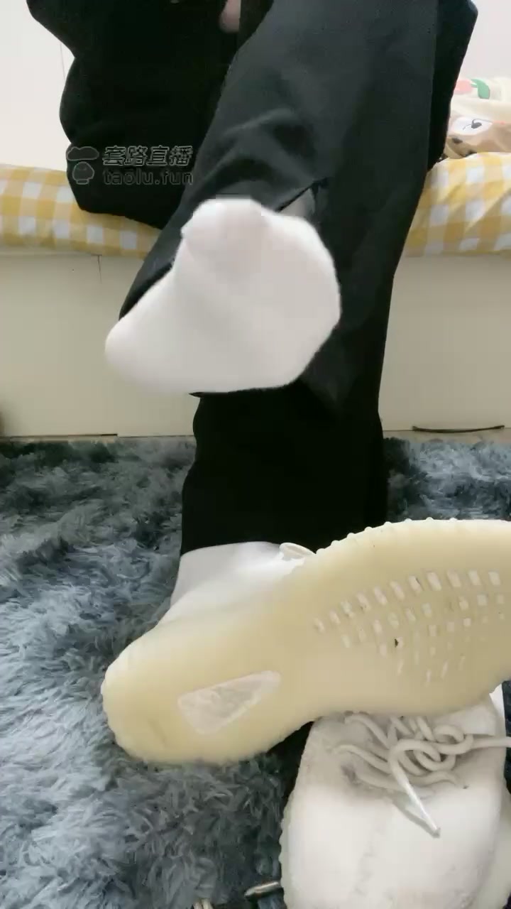 淼淼Sama 红绿灯 辱骂厕奴全家