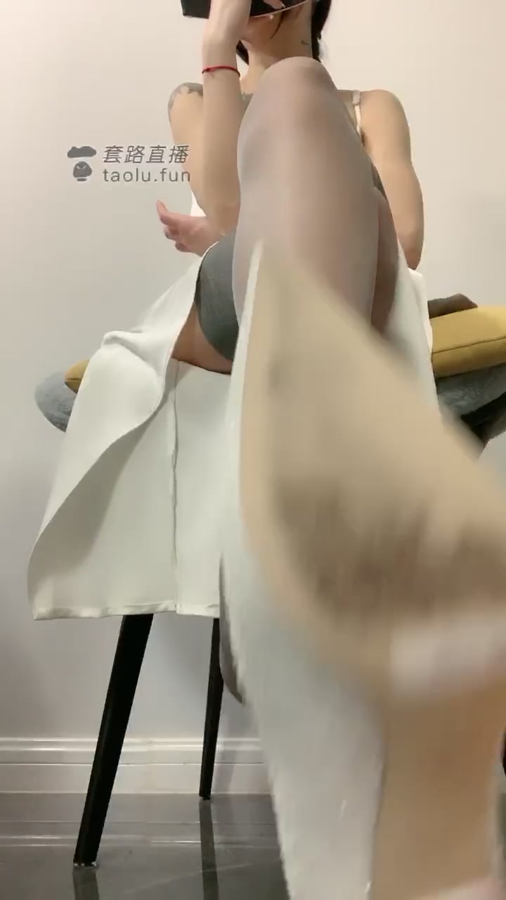 丽塔 第一视角 红绿灯 四月十一日