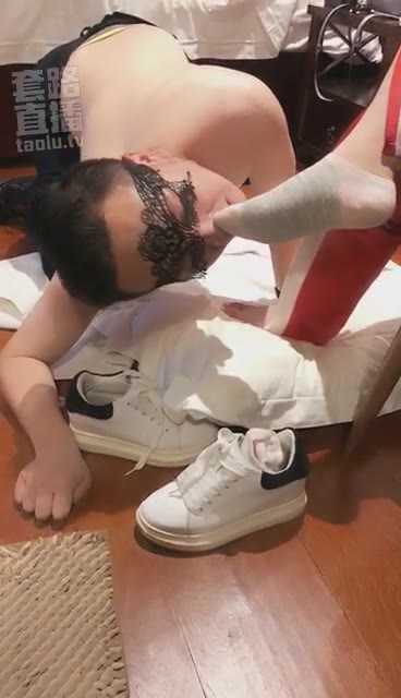 木木和小腰 闺蜜替我出气狠虐出轨前男友