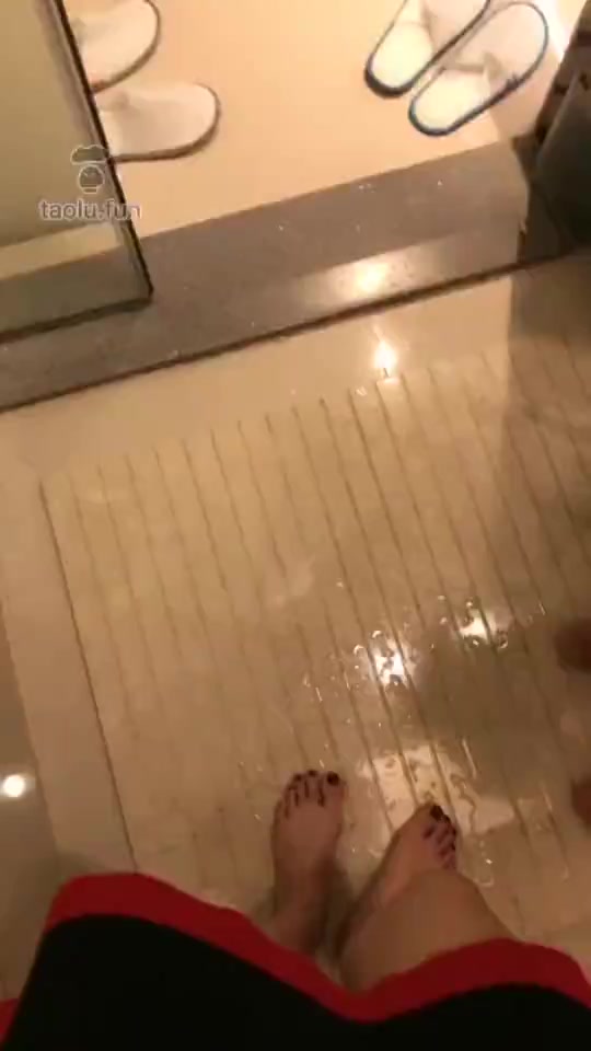 广州楚楚 调教恋足奴