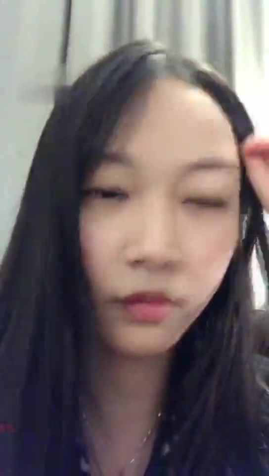 广州楚楚 调教踩踏。耳光。虐乳。深喉