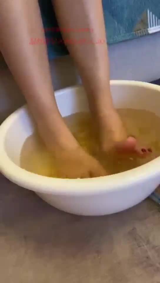Foot bath, tongue massage