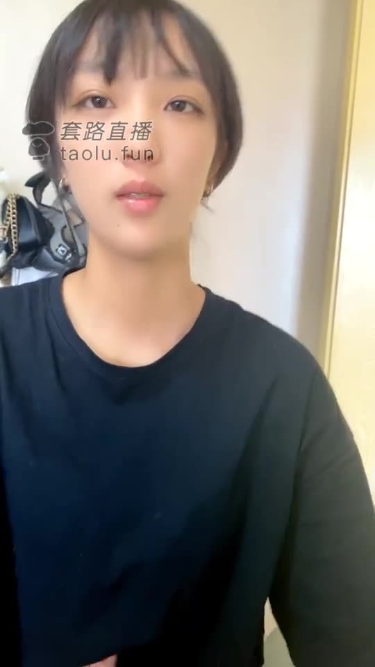 小九姐姐 女女舔脚 漂亮女M