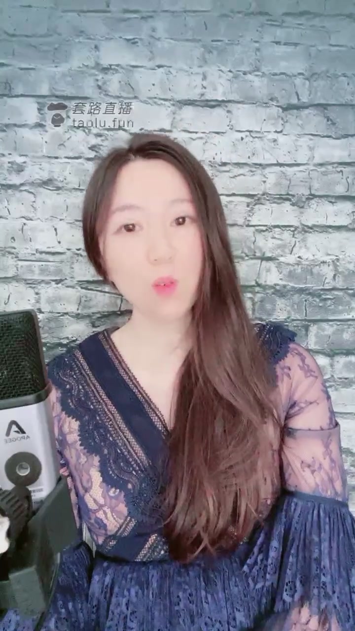 天泽大人 傻B公猪滚进来 榨个金