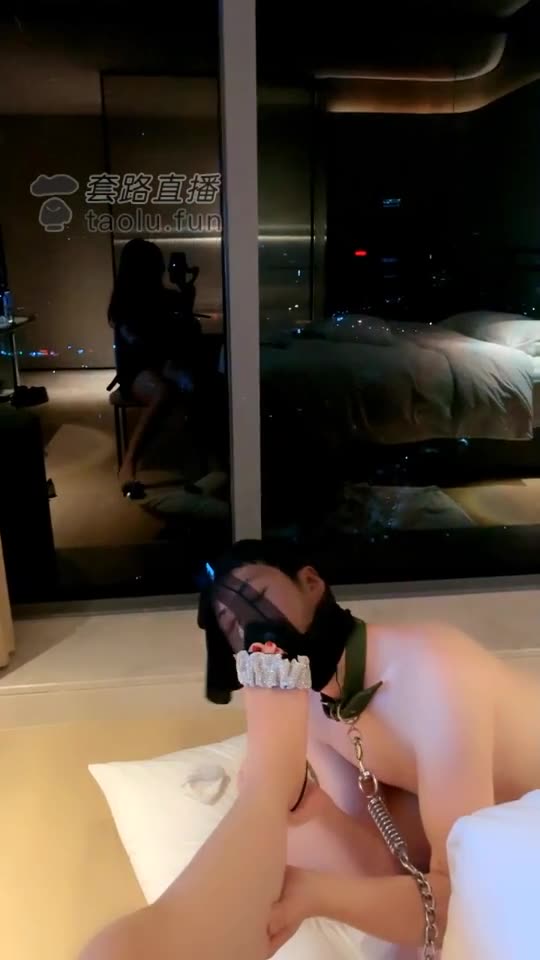 禾禾 戏弄出差贱狗 足侍奉