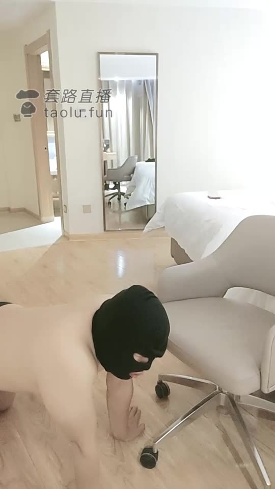 初夏虐心 打到满地跑的狗