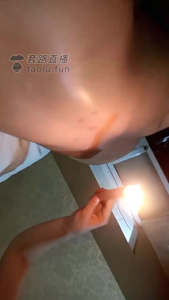 莉娜 调教 红色圣水 踢裆 耳光500