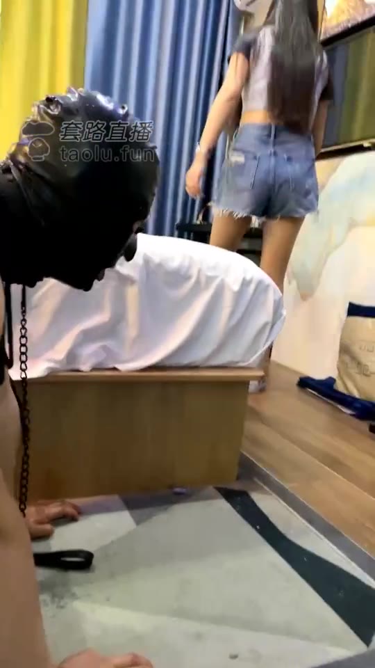 琳琳 吃丝袜 剩饭 超大量圣水