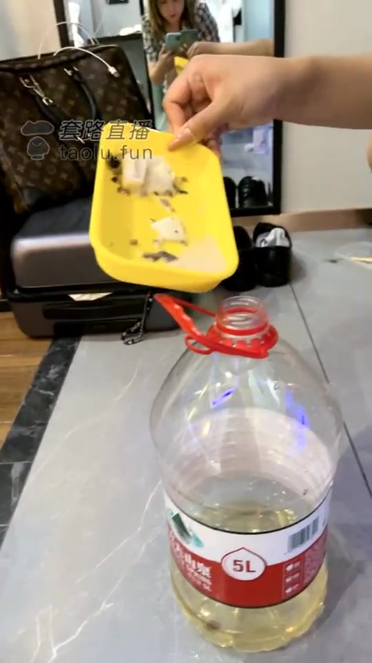琳琳 吃丝袜 剩饭 超大量圣水