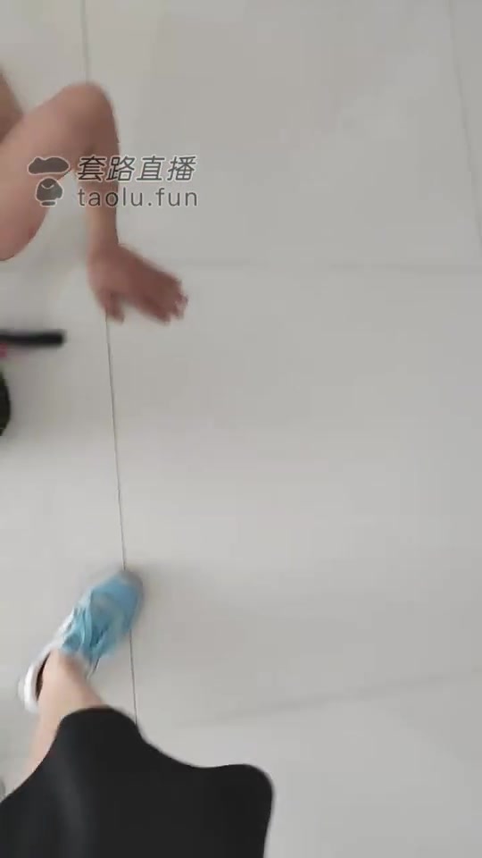 奈奈 调教 学生狗尾随的下场