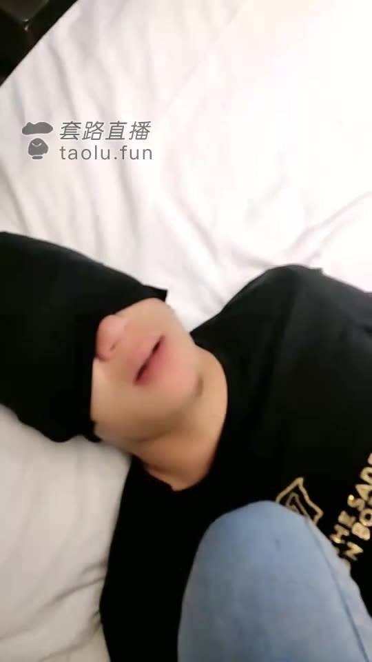 韩韩 第一视角 坐脸 足深喉