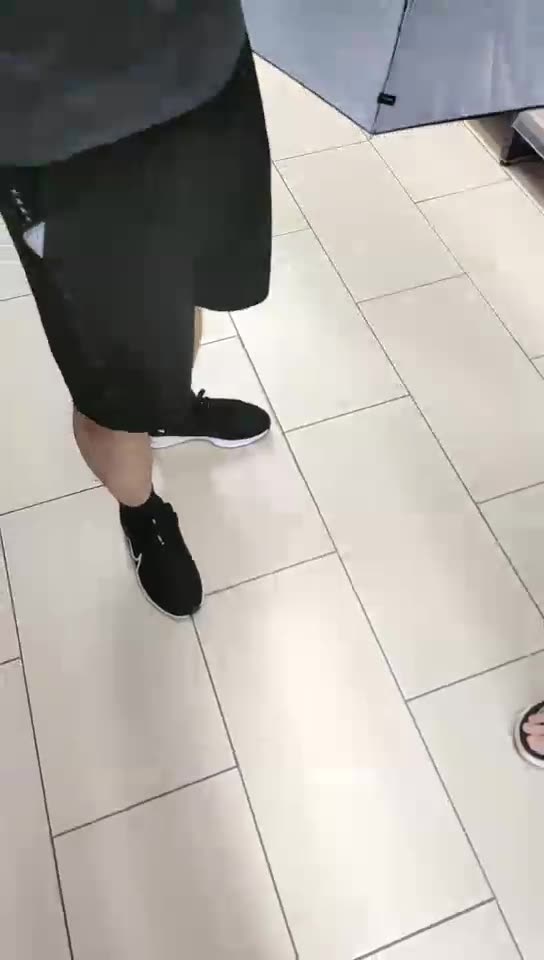 情侣羽落 第一贱超市玩钻胯