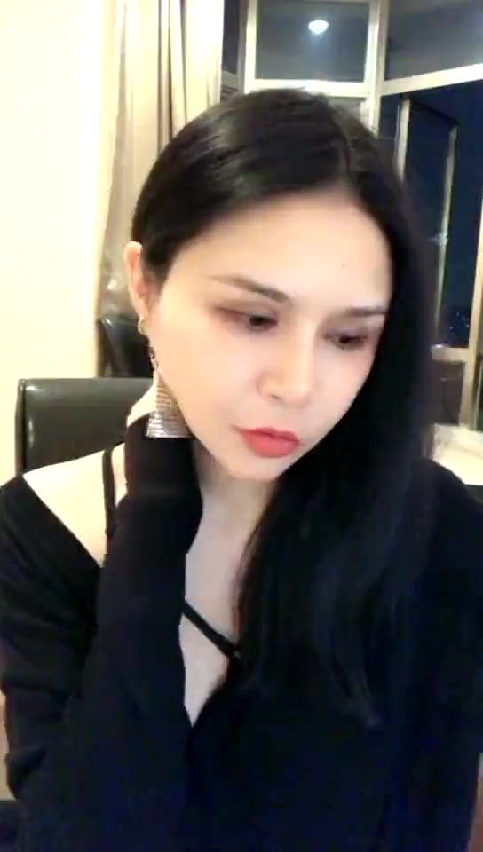 米爷爷 调教试图骗我内裤的公司员工