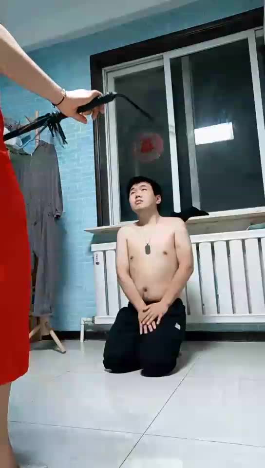 岛主 自家刑奴犯错之重度耳光