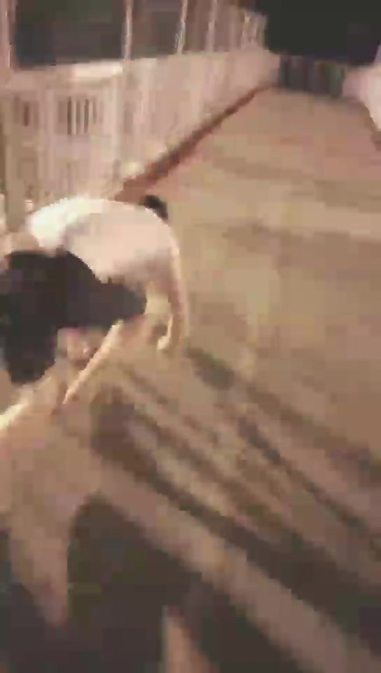 依然 公共女厕被调