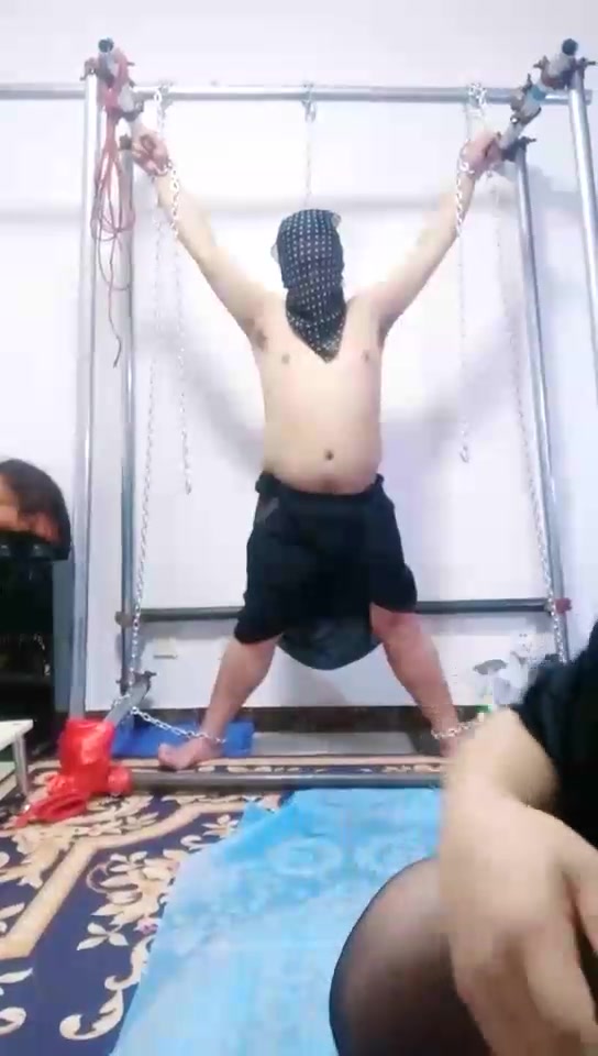 梦琪 制服不听话的家奴