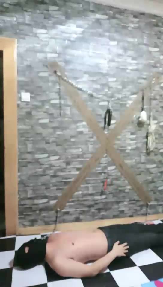 雯雯 新脚垫 高跟踩踏 舔脚