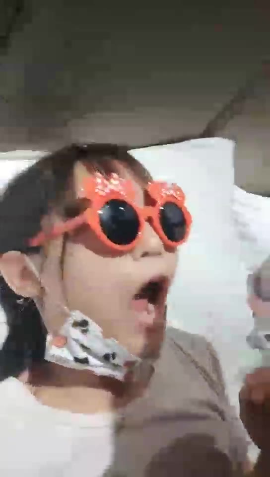 情侣羽落 玩你们的爸爸 舌吻
