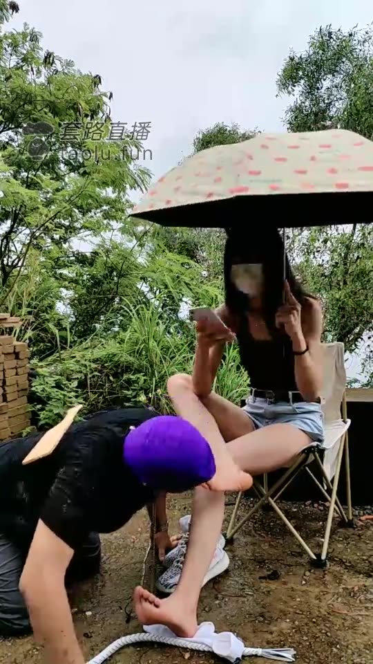 暴力美学 雨天户外极度训练