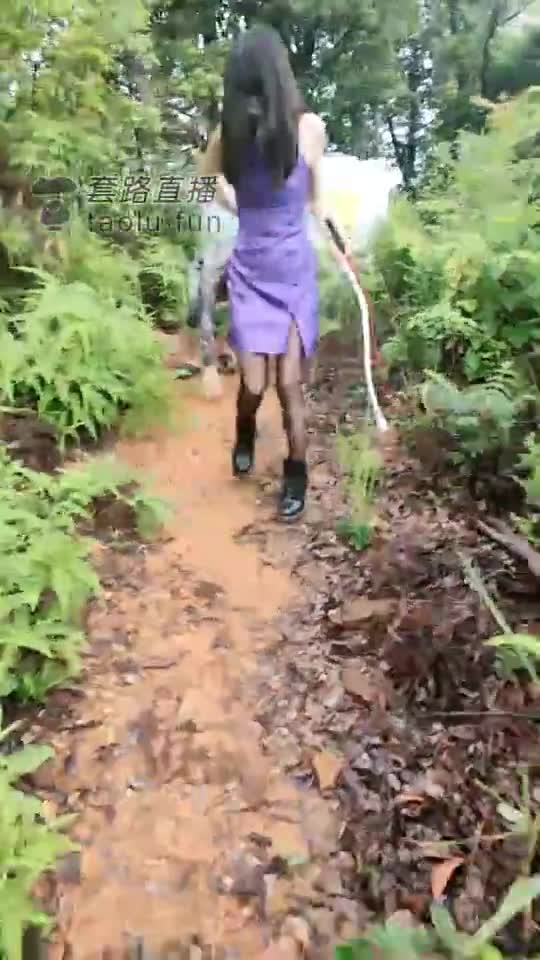 暴力美学 户外收拾欠钱老赖