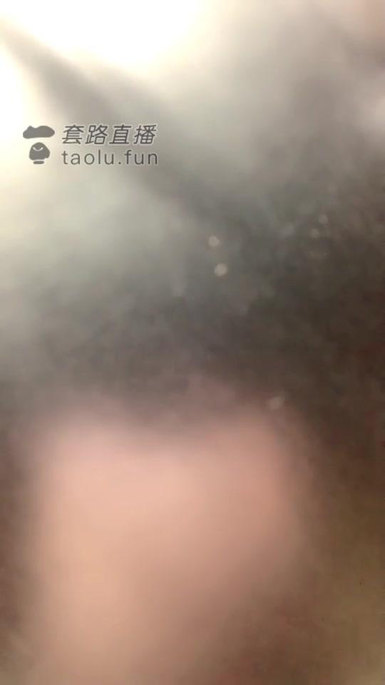 LisaQueen 被wt的废物腿软了吗