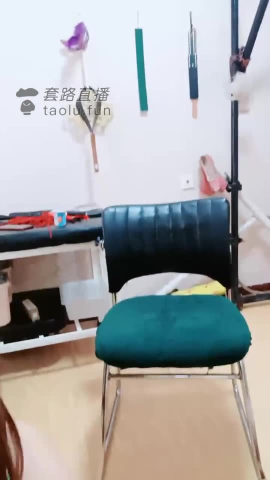 雪瑶大大 长靴下的灵魂