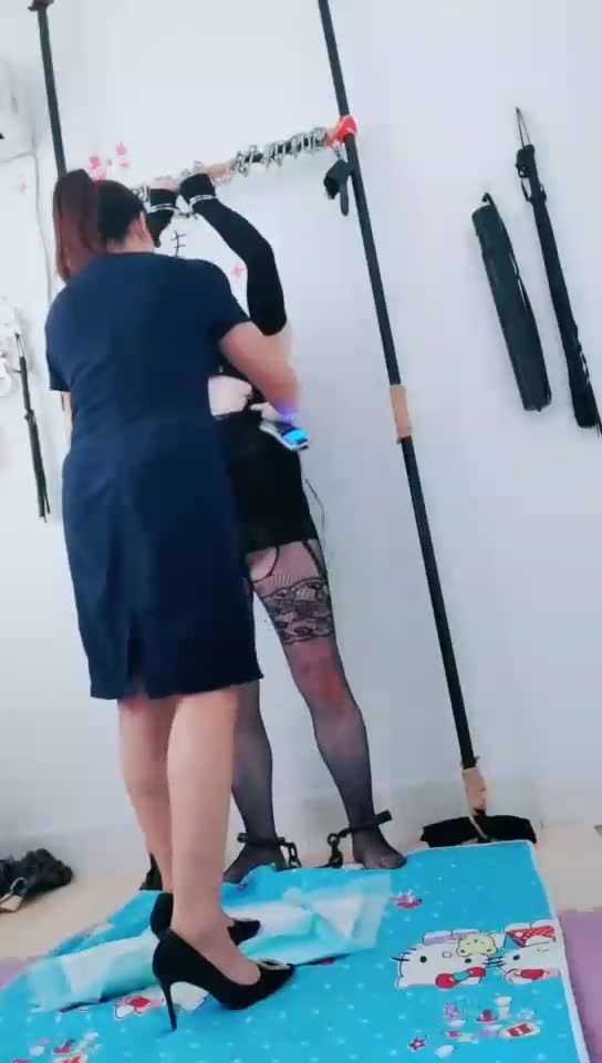 月月 调教CD奴 捆绑 虐乳 鞭打穿刺