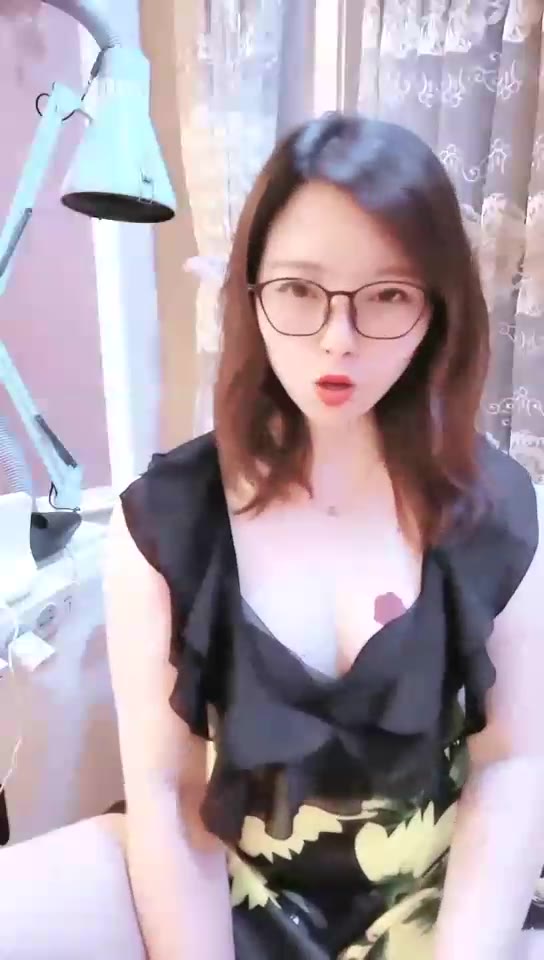 凝漠 第一视角粗口羞辱绿帽