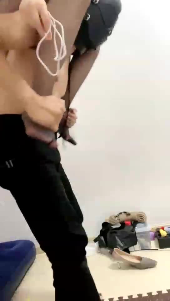 武汉倾慕 调狗狗sp打耳光舔脚滴蜡