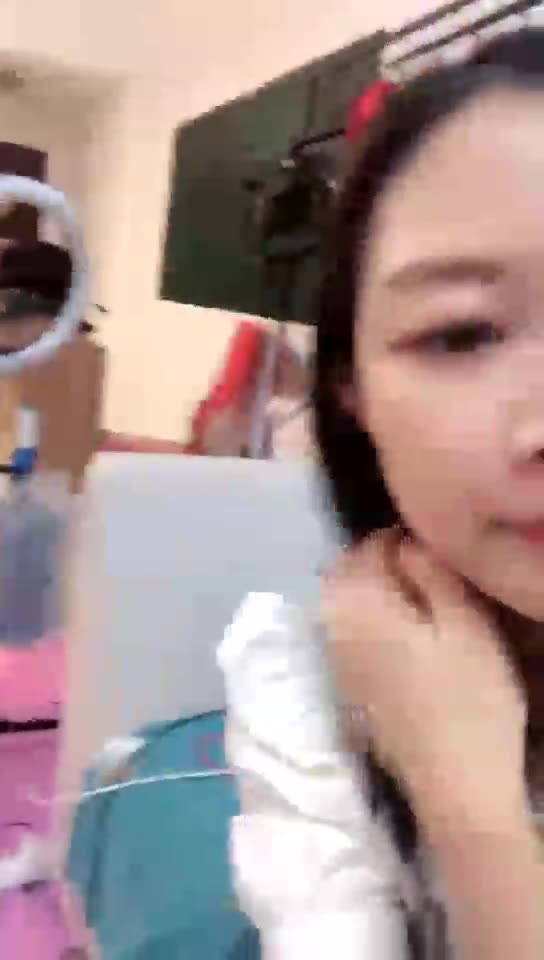 广州楚楚 圣水泡面