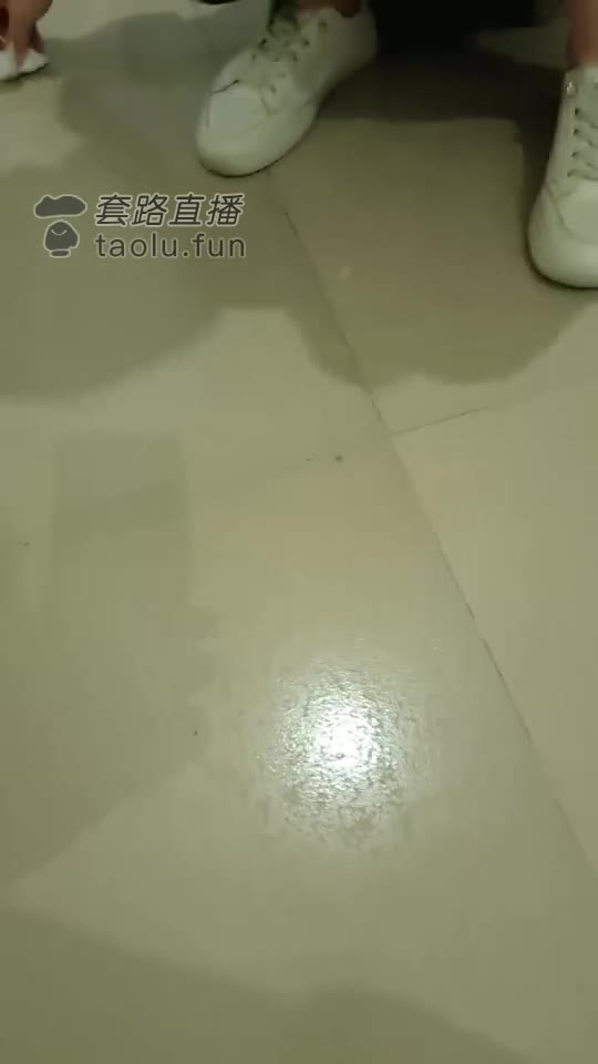 滔滔 喝醉了飙车去找按摩店素人犯贱