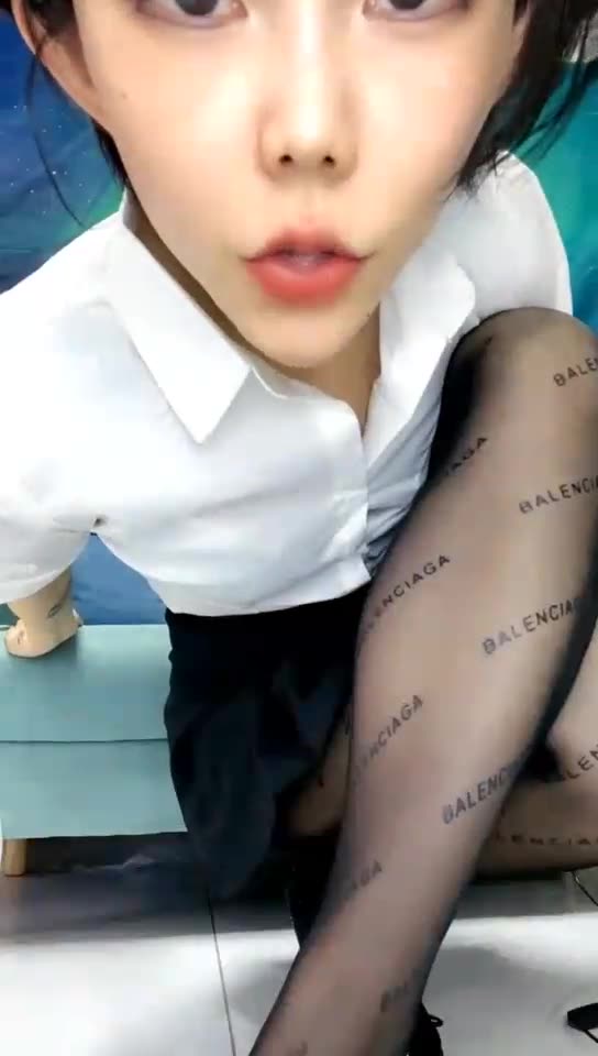 大连欣妍 第一视角 我的老板是条狗 被我发现了