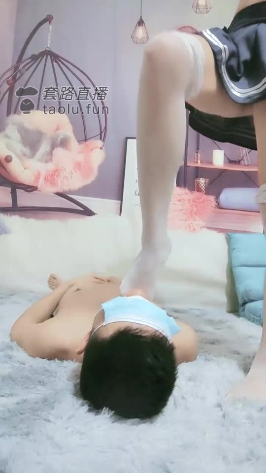 韩韩 情趣坐脸 深喉口水