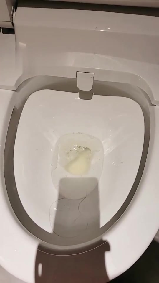 禾未 白棉袜泡水喝 狗头刷马桶