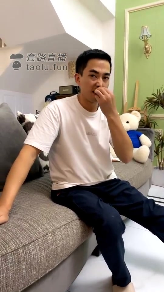 刘二狗 开发主人的素人亲妹妹被暴揍