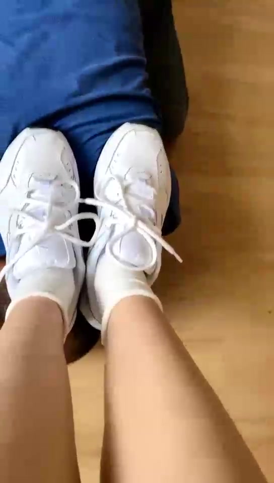 般若 踩饺子喂狗